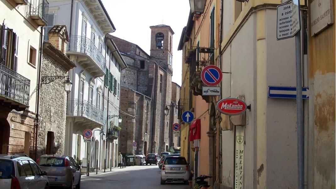 La Casetta Teramo Bagian luar foto